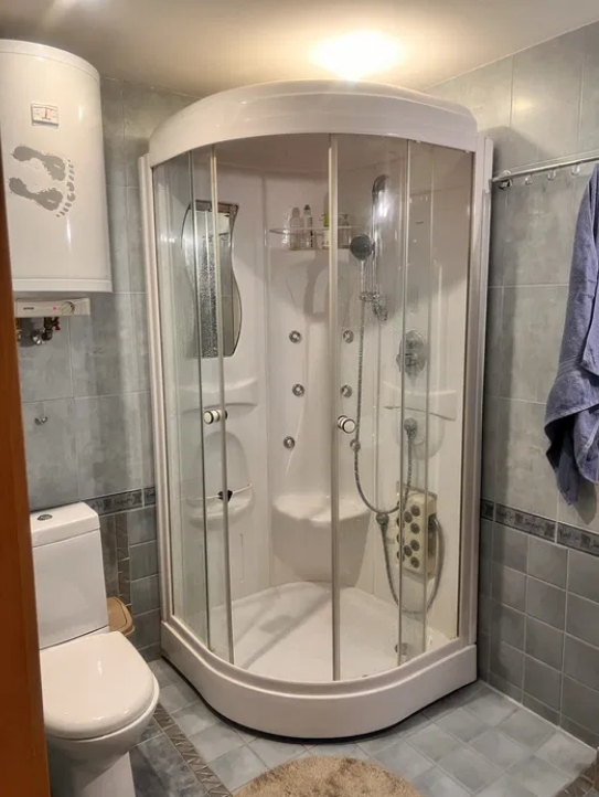 продажа многокомнатной квартиры номер A-174172 в Киевском районе, фото номер 10